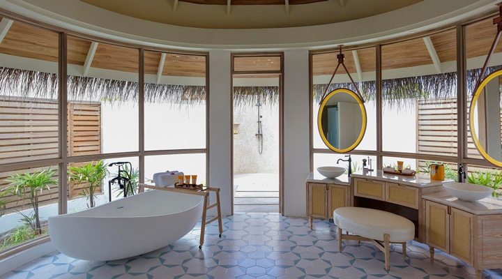 Milaidhoo-Beach-Residence-Poolvilla-Bathroom-Shower