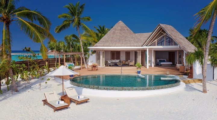 Milaidhoo-Beach-Residence-Poolvilla-Pool-Beach-Luxury