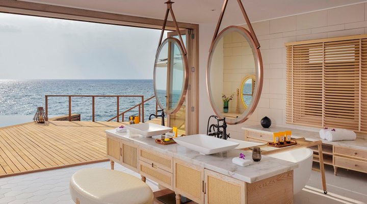 Milaidhoo-Ocean-Residence-Bathroom-Deck-Pool-Ocean