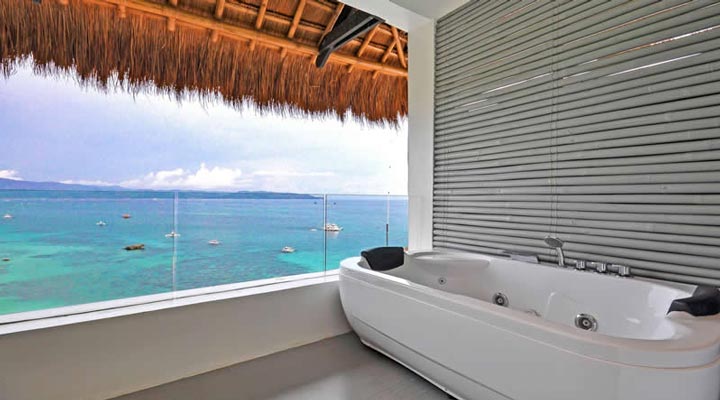 Nami-Private-Villas-Bathtub