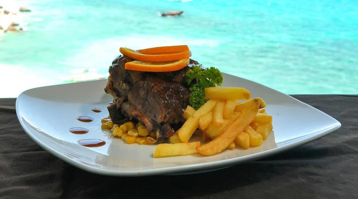 Nami-Private-Villas-Food