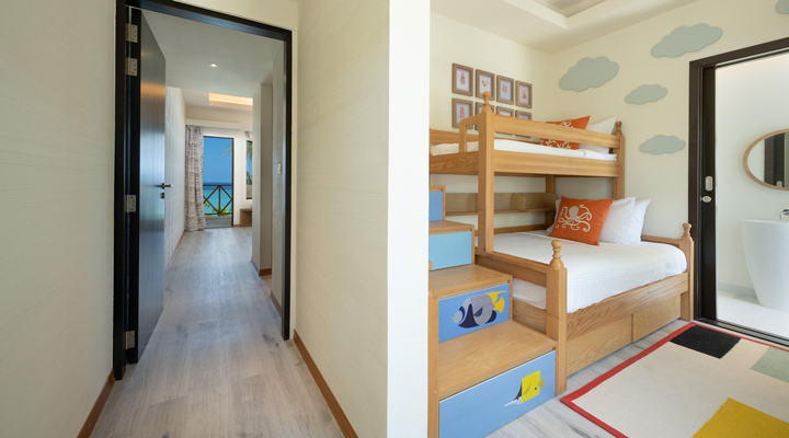 OBLU-Xperience-Ailafushi-Familyroom-Familjerum-Familjerummet-Barnrum-Barn