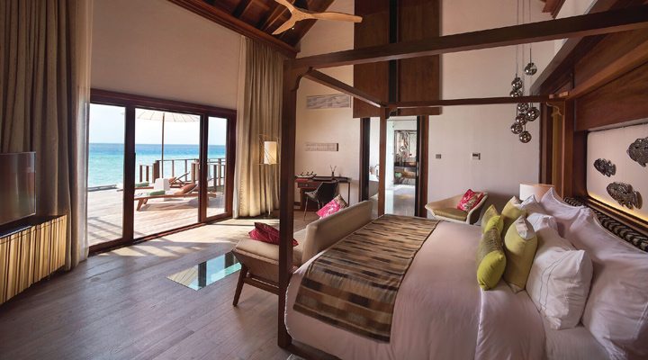 OZEN-Water-Suite-Bedroom-Maadhoo