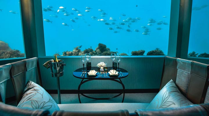 OZEN-by-Atmosphere-at-Maadhoo-M6m-underwater-restaurant