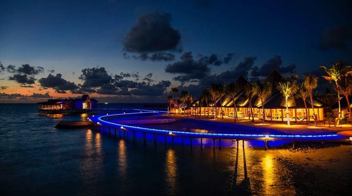 OZEN-by-Atmosphere-at-Maadhoo-Sunsets