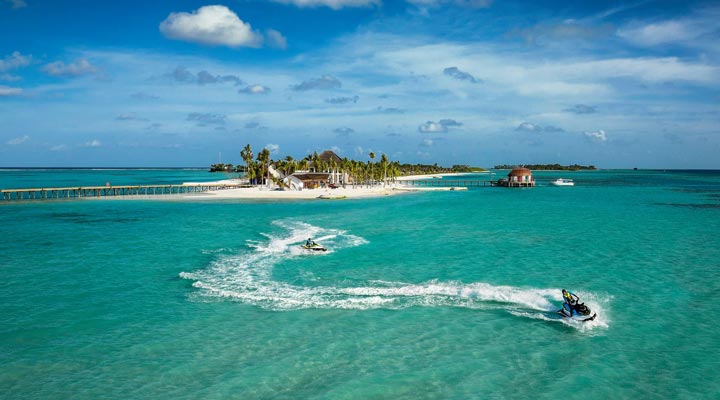 OZEN-by-Atmosphere-at-Maadhoo-Watersports