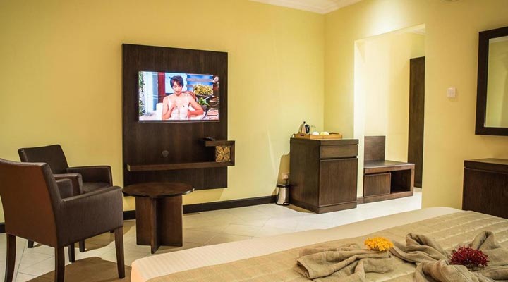 Oasis-Hotel-Room-Tvs