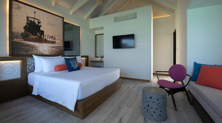 Oblu-Ailafushi-Resort-Spa-Room-Oceanviewroom-Sovrum-Sovrummet