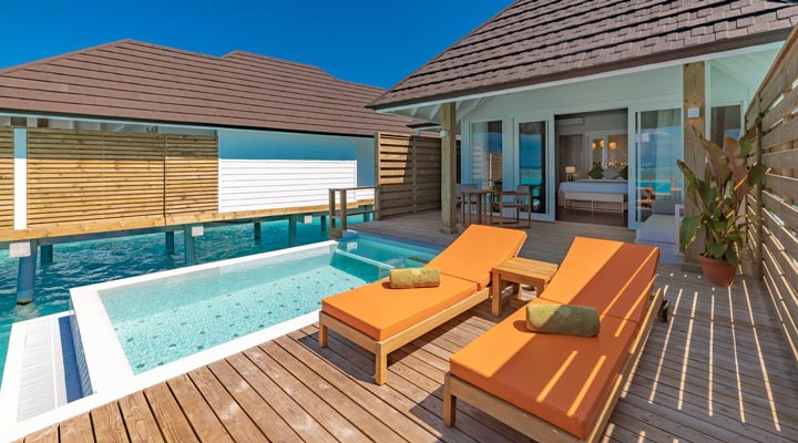 Olhuveli-Beach-Resort-Spa-Vattenvilla-Vattenvillapool-Poolvilla