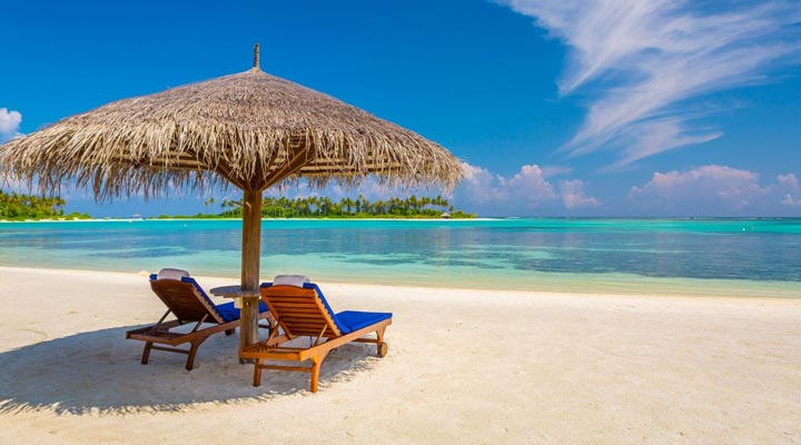 Olhuveli-Umbrella-Solsang-Sunbed-Beach-Strand-Lagoon-Lagun