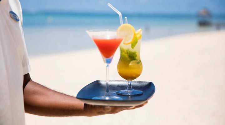 Outrigger-MRU-Drink-Drinks-Beach-Strand