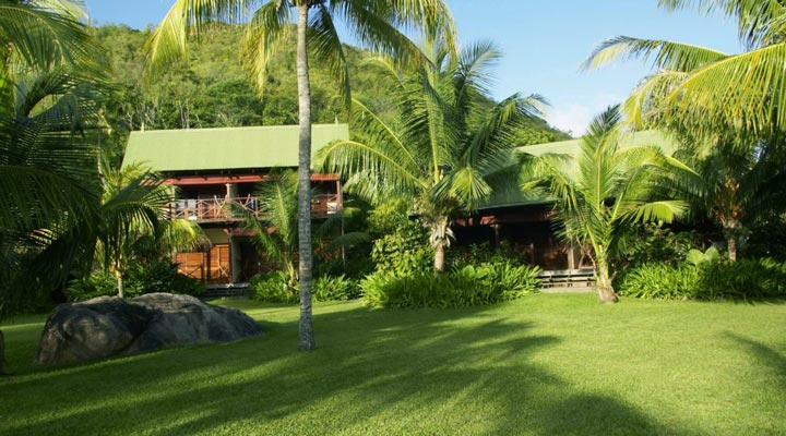 Paradise-Sun-Resort-Hotel-Spa-Anse-Volbert-Cote-D-Or-Chalet-Chalets