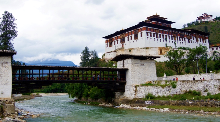 Paro-Dzong-rinpung-Dzong-4