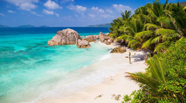 Patatran-Village-Hotel-Resort-Hotell-La-Digue-Ladigue-Anse-Patates-Beach-Strand