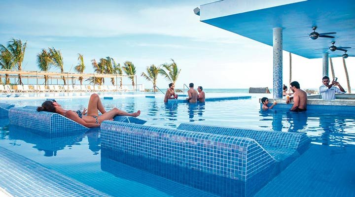 RIU-CMB-Poolbars