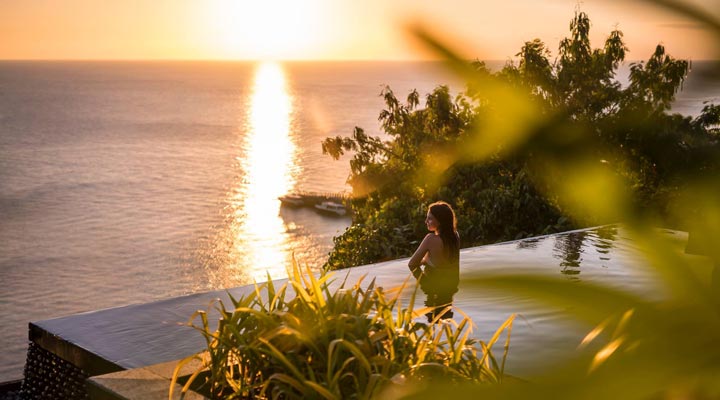 Shangri-La-Boracay-Poolvilla-Pool-Villa-Sunset-Seaview-Utsikt