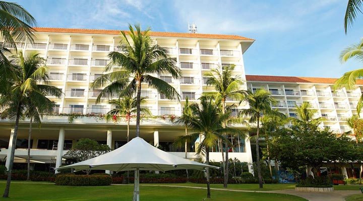 Shangri-La-Mactan-Building