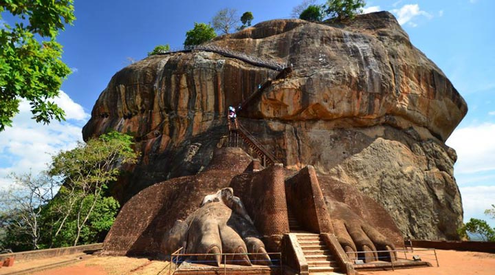 Sigiriya-Lions-Rock-Sri-Lanka