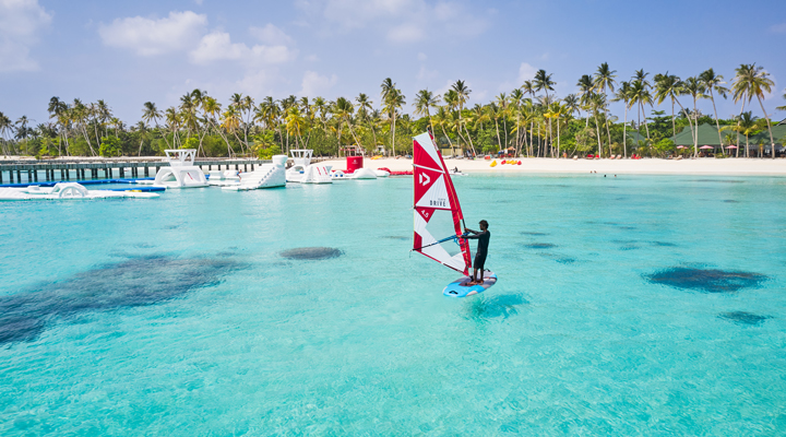 Siyam-World-Vattensport-Vattensporter-Lagun-Windsurfing-Surfa