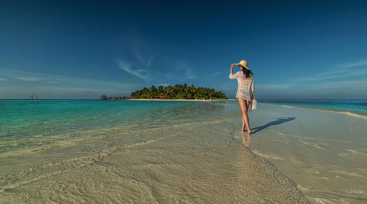 Sun-Aqua-Vilu-Reef-Resort-Spa-Sandbank-Lagoon-Lagun