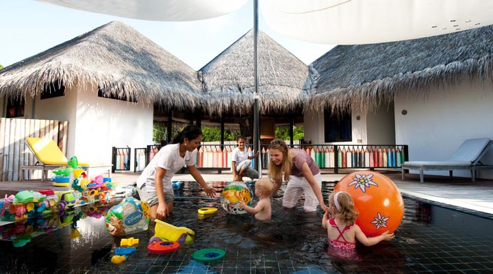 Sun-Siyam-Iru-Fushi-Familj-Family-Barn-Barnklubb-Barnpool-Childpool-Childrenclub