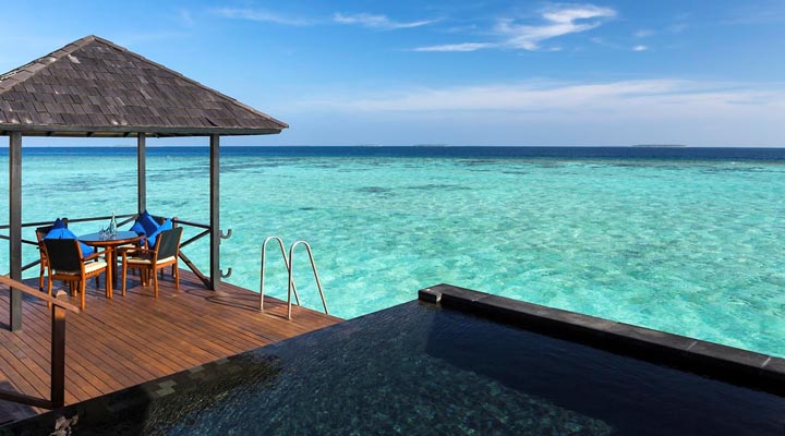 Sun-Siyam-Iru-Fushi-Infinity-Water-Villa-Deck-View