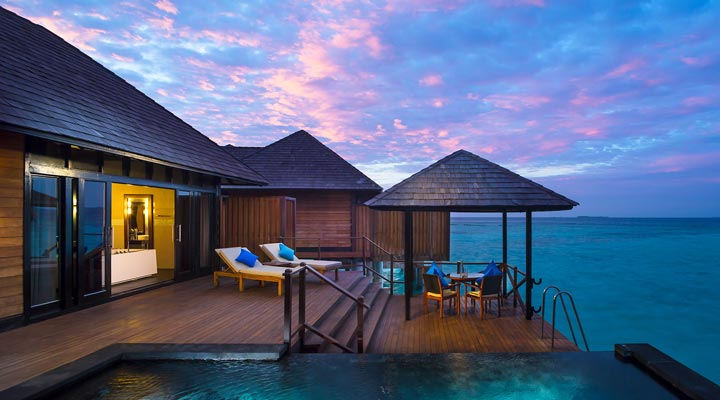 Sun-Siyam-Iru-Fushi-Pool-Infinity-Water-Villa-Pools-Deck-Decks