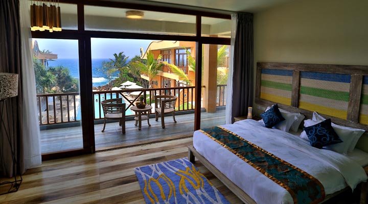 Thaproban-Pavilion-Waves-Beach-Resort-Spa-Room-Rum