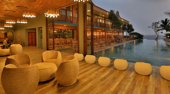 Thaproban-Pavilion-Waves-Lounge