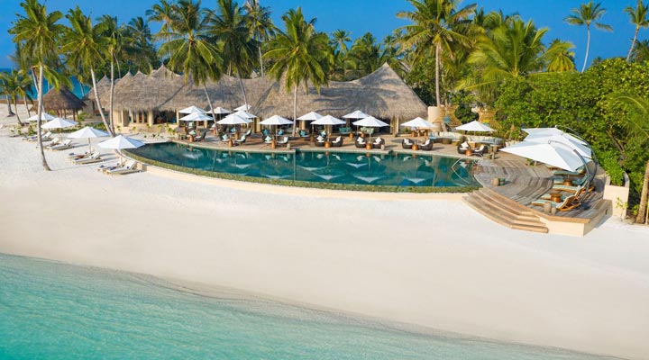 The-Nautilus-Resort-Spa-Bar-Bars-Pool-Poolen-Pool-Beach-Strand