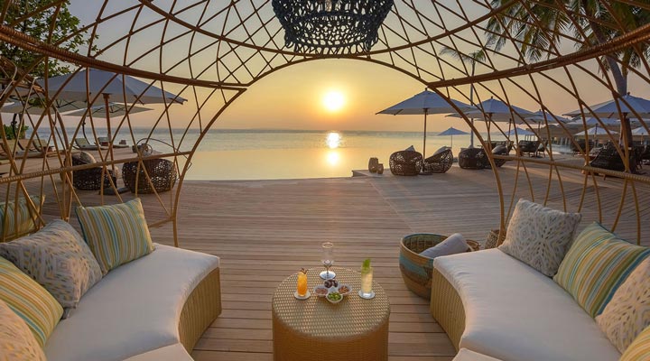 The-Nautilus-Resort-Spa-Lounge-Lounges-Bar-Bars-Sunset