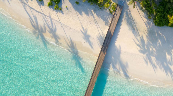 The-Standard-Maldives-Resort-Spa-Beach-Strand-pier-Brygga