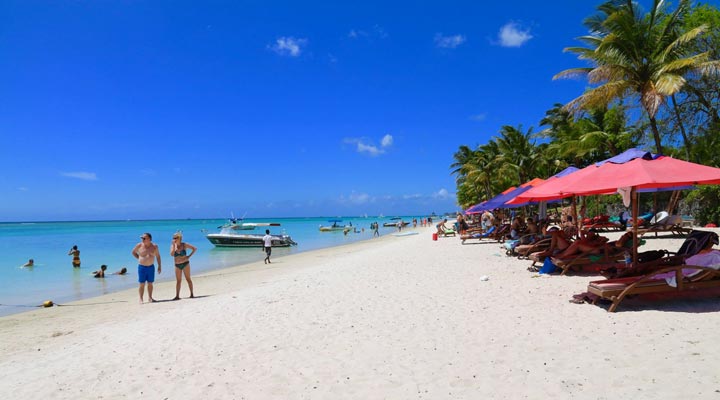 Trou-Aux-Biches-Beach-Strand-Sand-Lagoon-Lagun-Mauritius