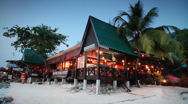 Tuna-Bay-Resort-Spa-Night-Natt-Restaurant-Restaurang-Bar-Bars