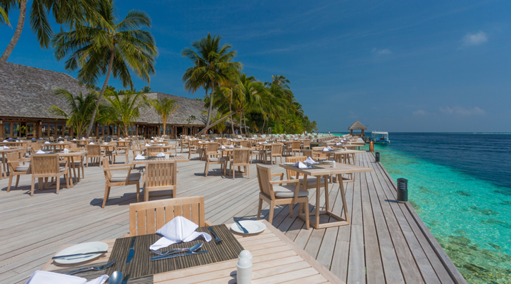 Vilamendhoo-Deck-Decks-Terrass-Restaurang-Bar-Restaurangen