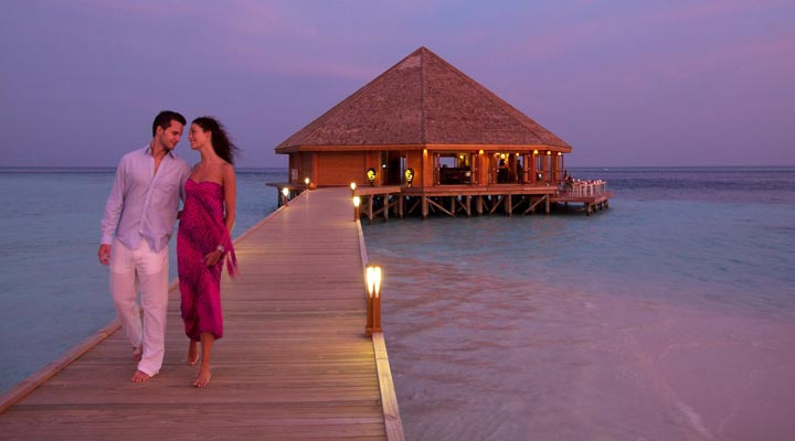 Vilamendhoo-Island-Resort-Spa-Asian-Wok-Restaurant-Restaurang