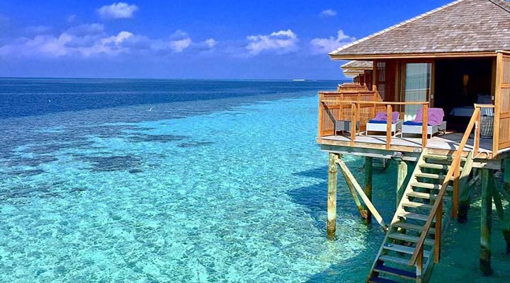 Vilamendhoo-Island-Resort-Spa-Watervilla-Vattenvilla-Jacuzzi-Watervillas