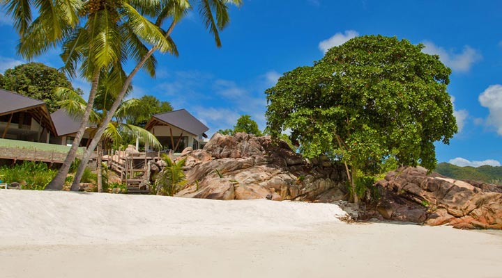 Villa-Deckenia-Beach-Strand-Sands-Sand