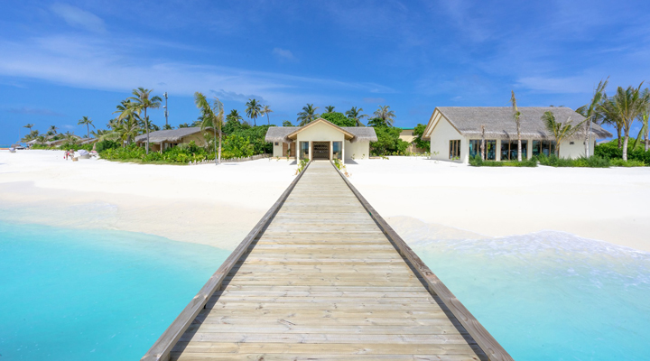 You-Me-Maldives-Resort-Spa-Pier-Hamn-Brygga-Strand