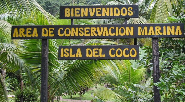 coco-island-costa-rica-sign_4