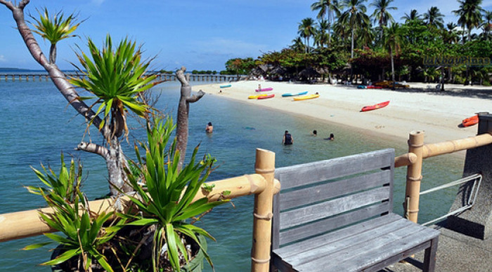 dos-palmas-bridge-palawan_4