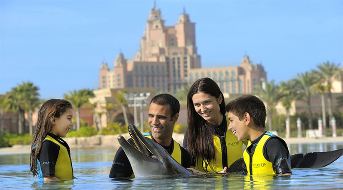 dubai-atlantis-dolphins_4-3