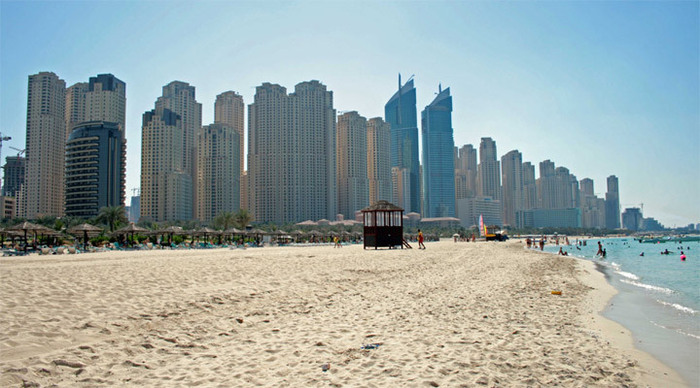 dubai-jumeriah-beach_4-1