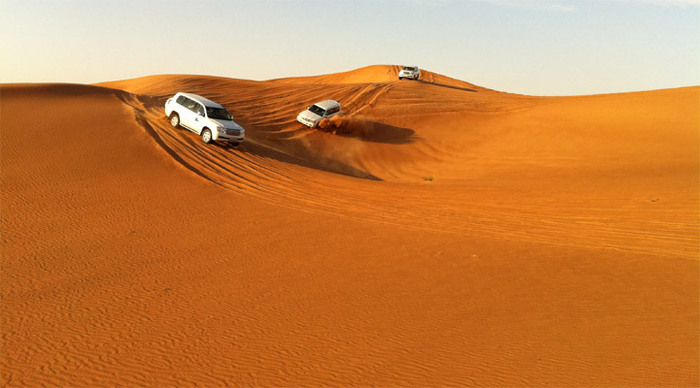 dubai-safari-cars_4-1