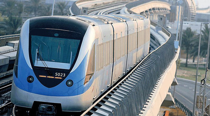 dubai-train_4-3