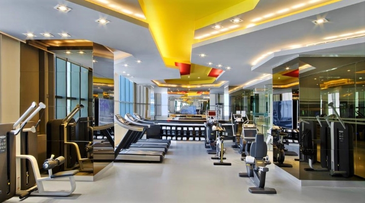 dubai-v-hotel-dubai-gym-indcen-resor