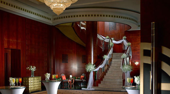 dusit-stairs_4