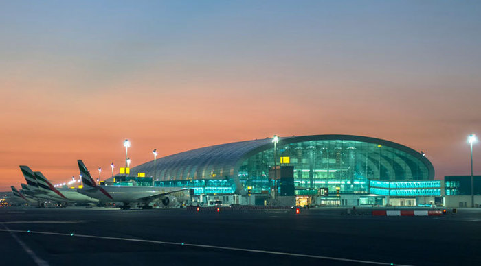 emirates-planes-airport_4