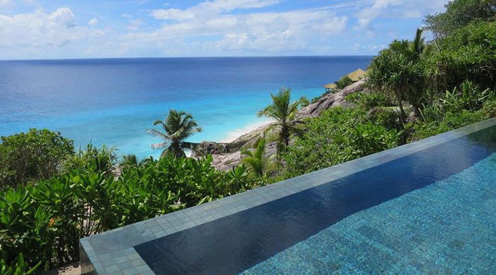 fregate-island-pools_4-2