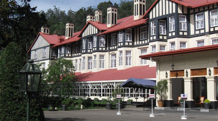 grand-hotel-entrance-nuwara_4